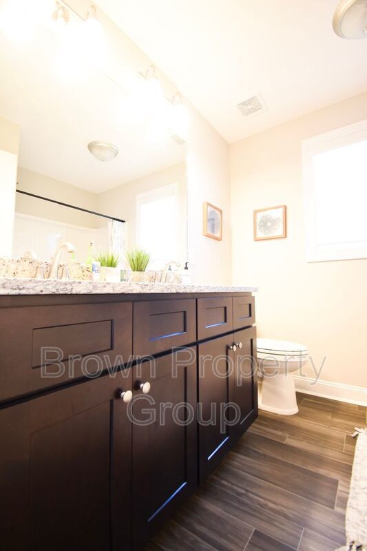 4 Bedroom 3.5 Bath, No Pets property image