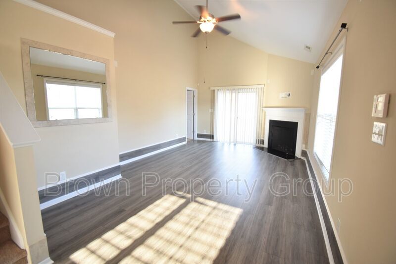 3 Bedroom, 2 Bathroom Townhome (NO PETS) property image