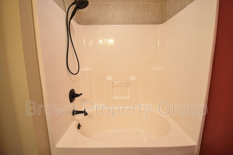 3 Bedroom, 2 Bathroom Townhome (NO PETS) property image