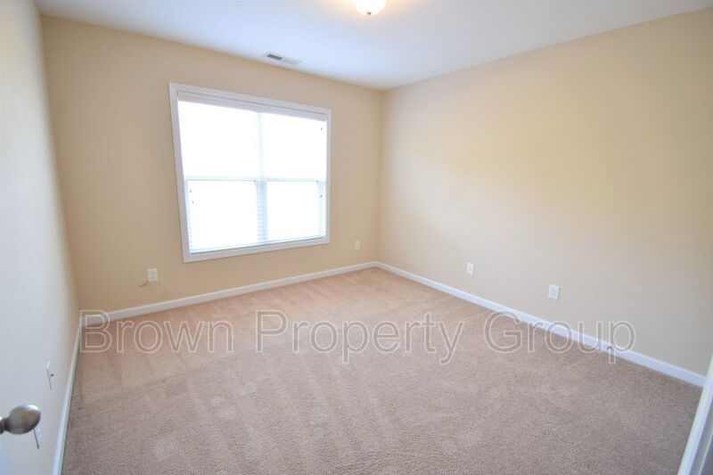 3 Bedroom, 2 Bathroom Townhome (NO PETS) property image