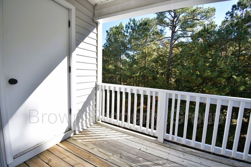 Coming Soon 3 Bedroom 2 Bathroom Condo- Pets Considered property image