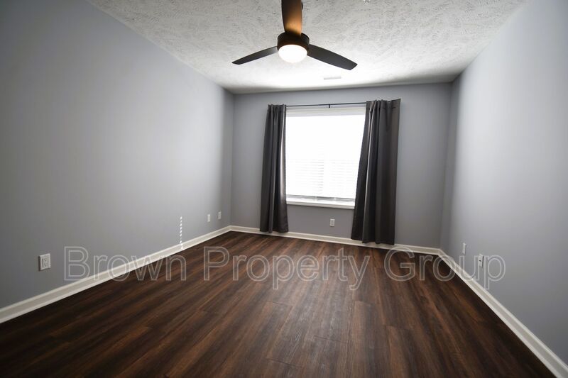 Coming Soon 3 Bedroom 2 Bathroom Condo- Pets Considered property image