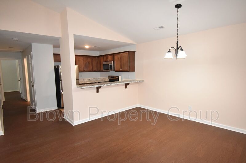 2 Bedroom and 2 Bath Condo (No Pets) property image