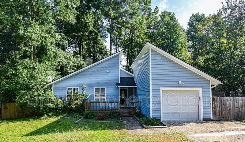 Coming Soon: 3 Bedroom 2 Bathroom Home- Pets Considered property image