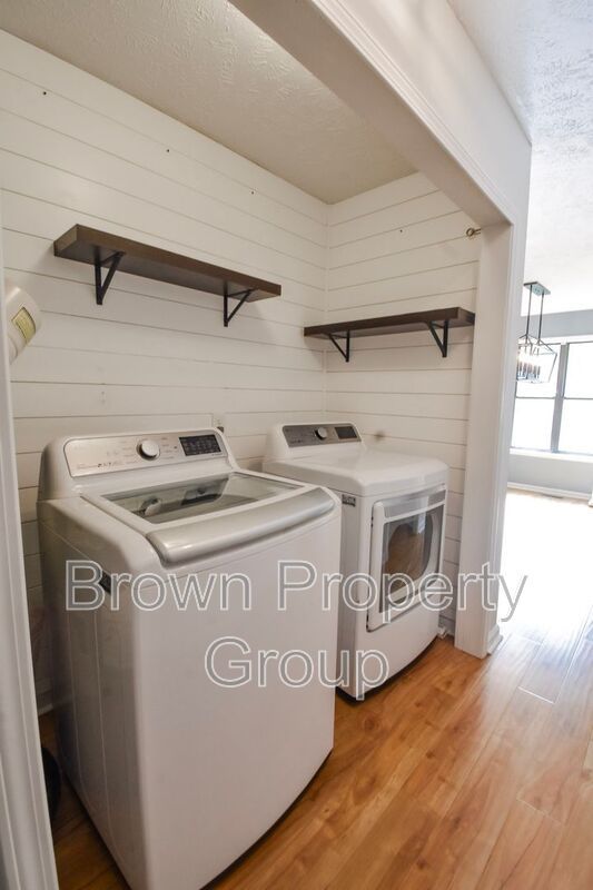 Coming Soon: 3 Bedroom 2 Bathroom Home- Pets Considered property image