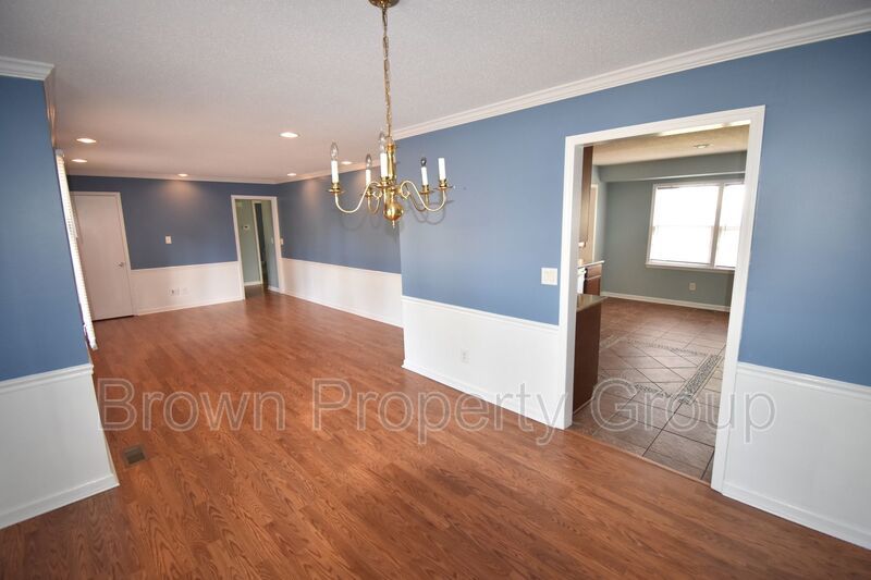 Beautiful 3 Bedroom and 2 Bath Home (No Pets) property image