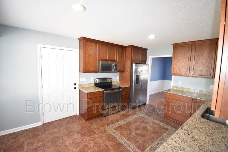 Beautiful 3 Bedroom and 2 Bath Home (No Pets) property image