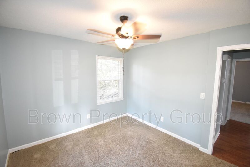 Beautiful 3 Bedroom and 2 Bath Home (No Pets) property image