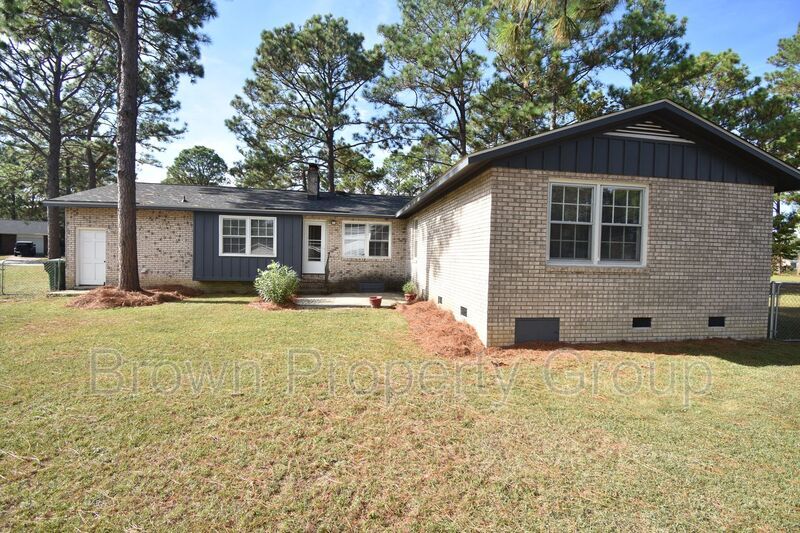 Beautiful 3 Bedroom and 2 Bath Home (No Pets) property image