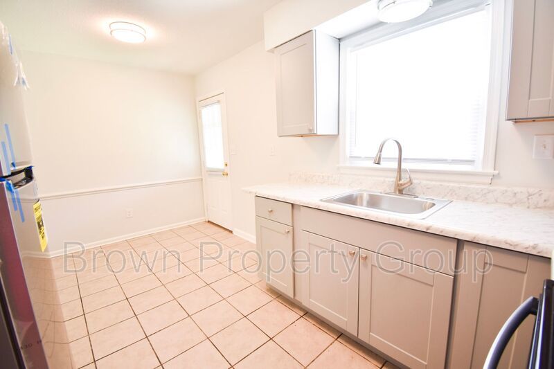 Coming Soon 2 Bedroom 1.5 Bathroom Townhome property image