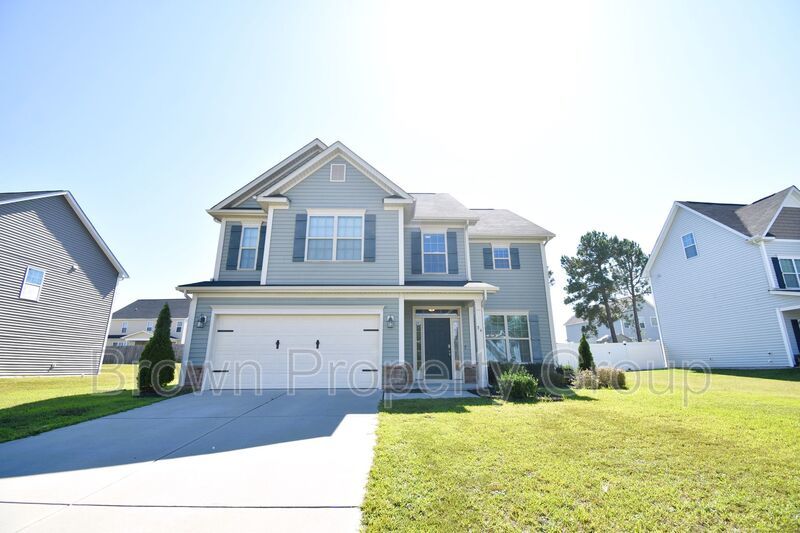Coming Soon: 4 Bedroom 3 Bathroom- Small Dogs Allowed property image