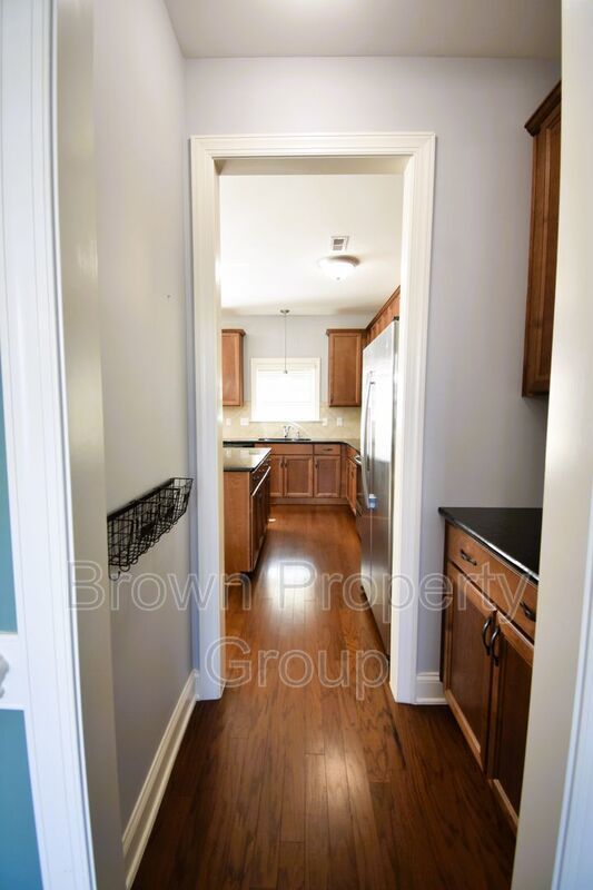 Coming Soon: 4 Bedroom 3 Bathroom- Small Dogs Allowed property image