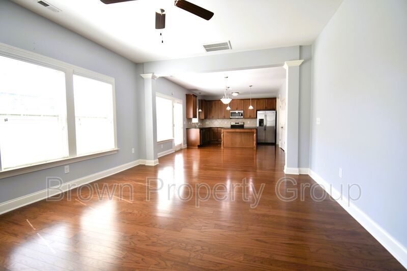 Coming Soon: 4 Bedroom 3 Bathroom- Small Dogs Allowed property image