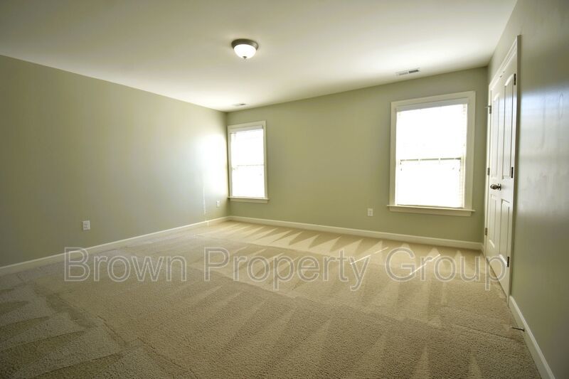 Coming Soon: 4 Bedroom 3 Bathroom- Small Dogs Allowed property image