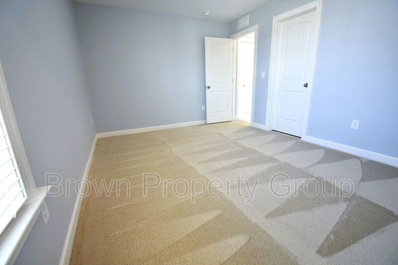 Coming Soon: 4 Bedroom 3 Bathroom- Small Dogs Allowed property image