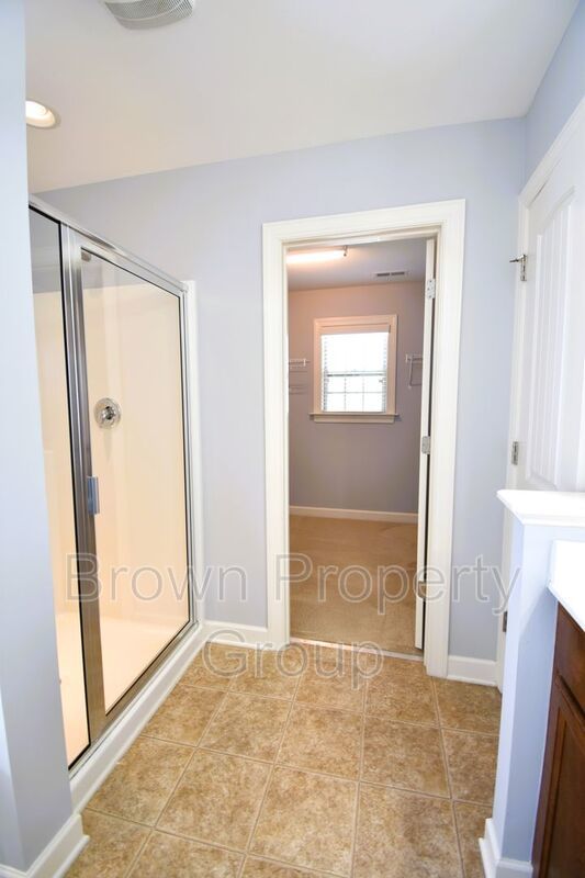 Coming Soon: 4 Bedroom 3 Bathroom- Small Dogs Allowed property image