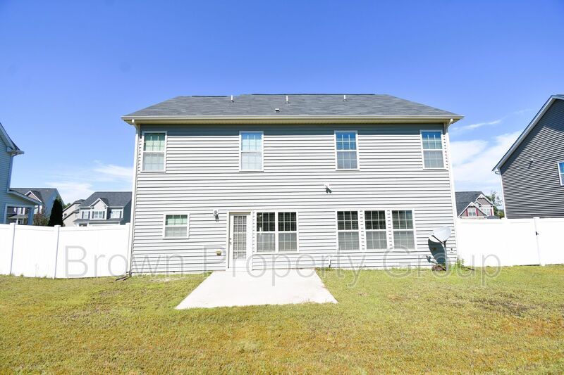 Coming Soon: 4 Bedroom 3 Bathroom- Small Dogs Allowed property image