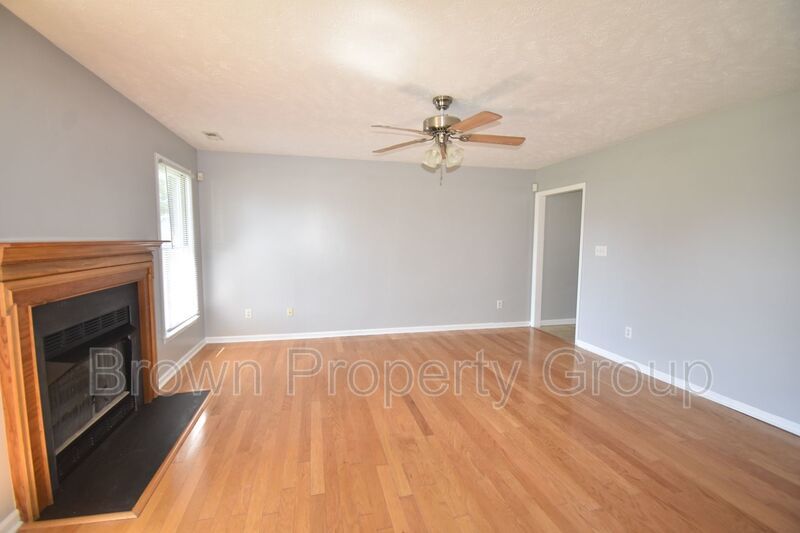 COMING SOON!! 4 Bedroom and 2 Bath Home (Pets Considered) property image