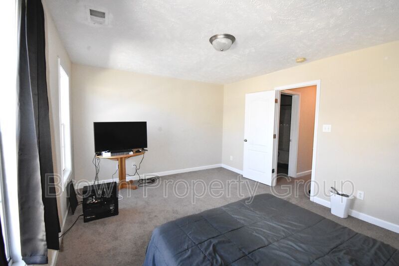 Coming Soon~ 3 Bedroom 2.5 Bathroom Townhome~ Large Corner Lot property image