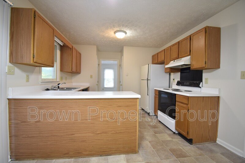 COMING SOON!! 3 Bedroom and 2.5 bath Home property image