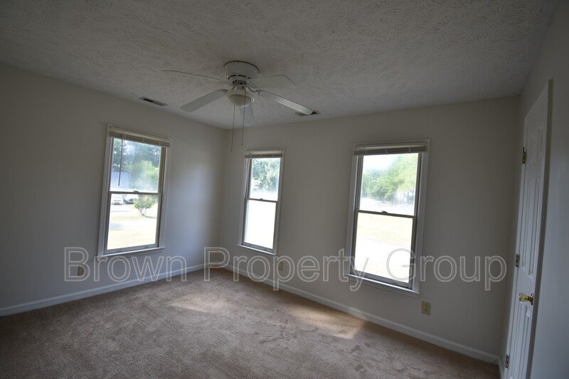 COMING SOON!! 3 Bedroom and 2.5 bath Home property image
