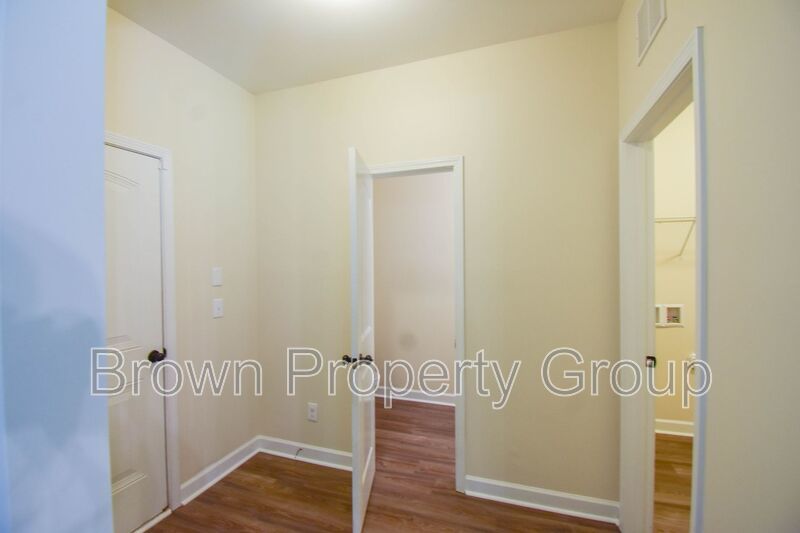 4 Bedrooms and 2.5 Baths- Kenlan Farms (Pets Considered) property image