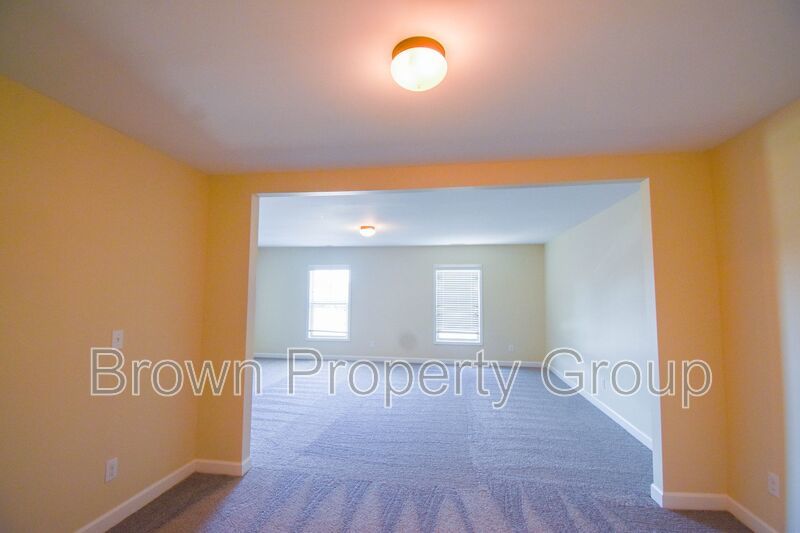 4 Bedrooms and 2.5 Baths- Kenlan Farms (Pets Considered) property image