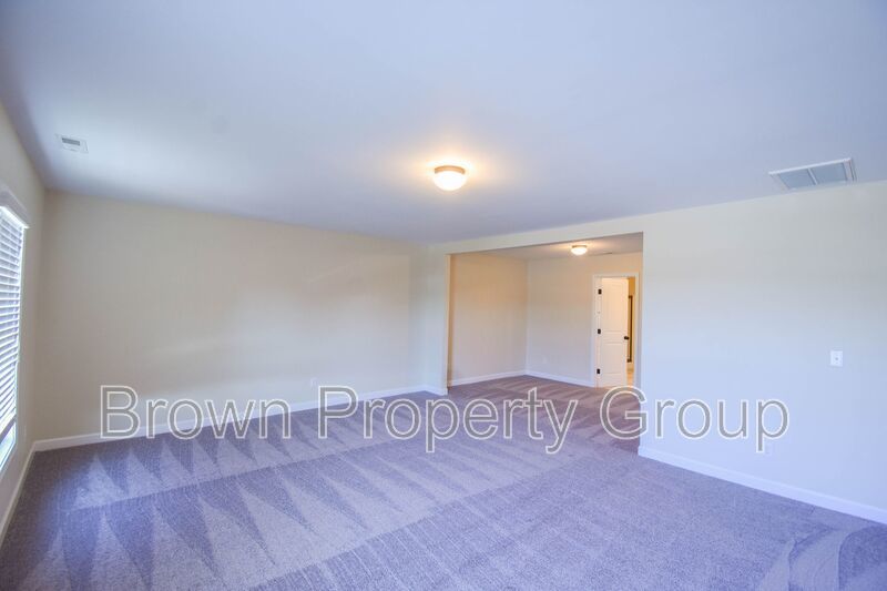 4 Bedrooms and 2.5 Baths- Kenlan Farms (Pets Considered) property image