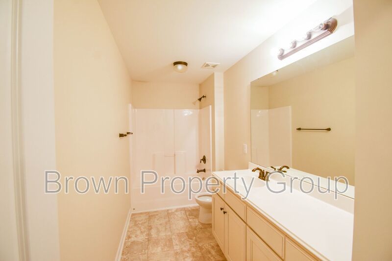 4 Bedrooms and 2.5 Baths- Kenlan Farms (Pets Considered) property image