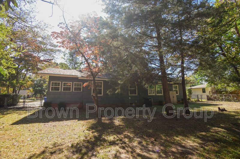 3 Bedroom and 2 Bath Home (Pets Negotiable) property image