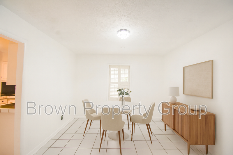 3 Bedroom 2 Bathroom with a Pool! property image