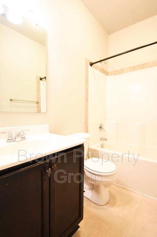 Coming Soon: 3 BEDROOM 2 BATHROOM - PETS CONSIDERED property image