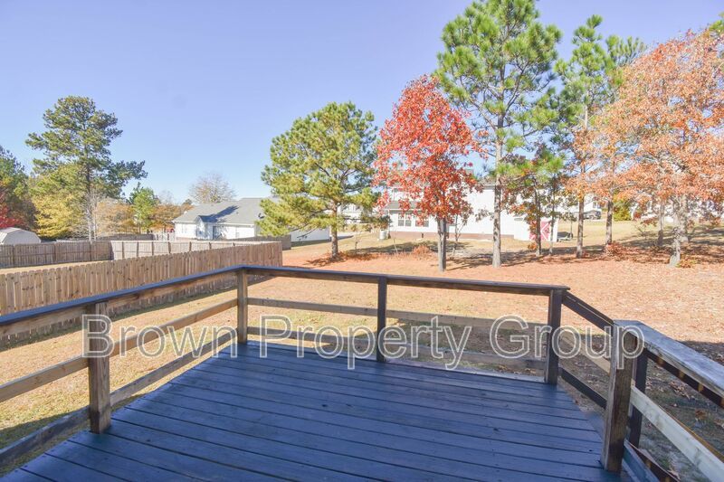 4 Bedroom and 2.5 Bath Home (Pets Considered) property image