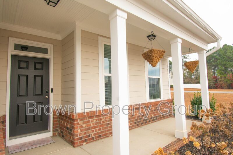 Coming Soon! 4 Bedroom 3 Bathroom- No Pets property image