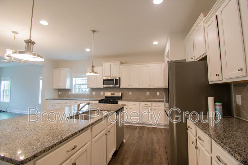 Coming Soon! 4 Bedroom 3 Bathroom- No Pets property image