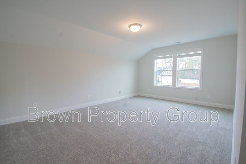 Coming Soon! 4 Bedroom 3 Bathroom- No Pets property image