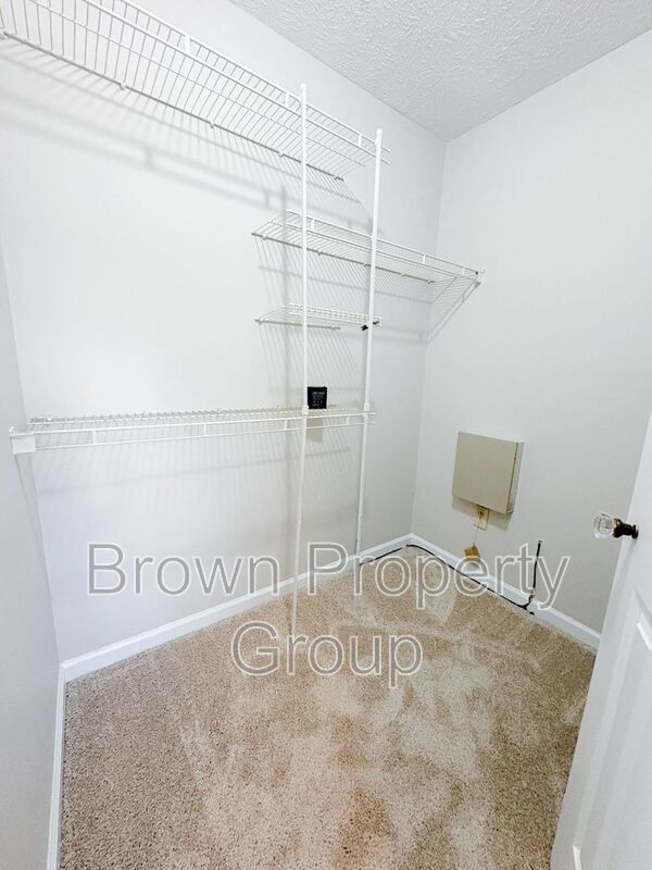 3 Bedroom 2 Full Bathroom - No Pets property image