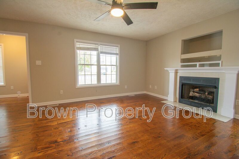 3 Bedroom 2.5 Bathroom Home with Modern Upgrades! property image