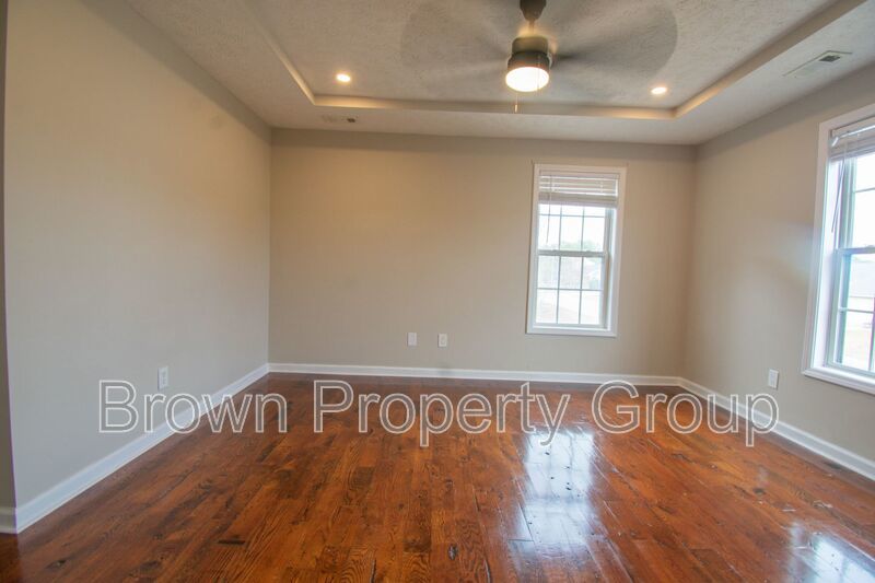 3 Bedroom 2.5 Bathroom Home with Modern Upgrades! property image