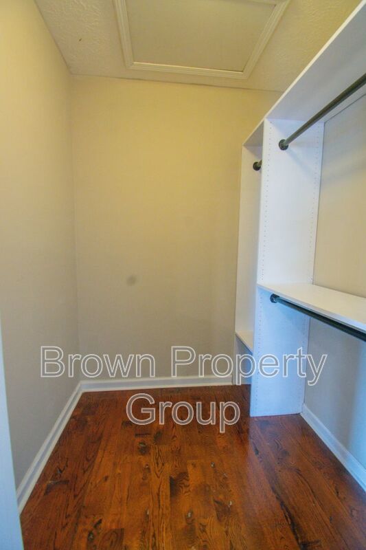 3 Bedroom 2.5 Bathroom Home with Modern Upgrades! property image