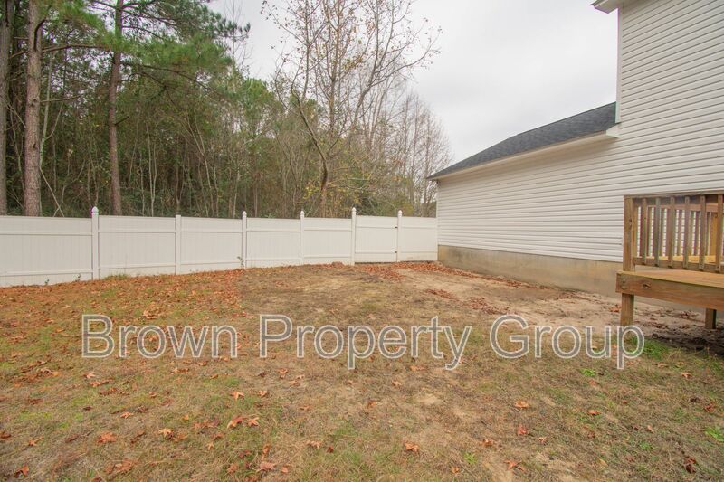 3 Bedroom 2.5 Bathroom Home with Modern Upgrades! property image