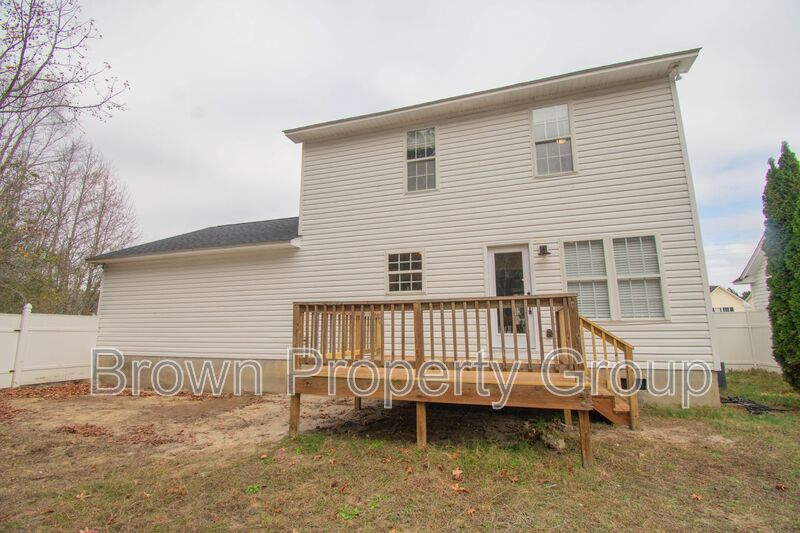 3 Bedroom 2.5 Bathroom Home with Modern Upgrades! property image