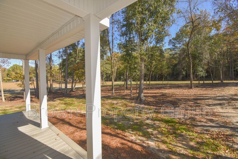 Brand New Home- Scenic Living! 1 Bedroom 1 Bathroom with Loft property image