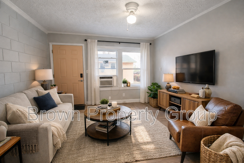 1 Bedroom 1 Bathroom- New LVP Flooring! property image