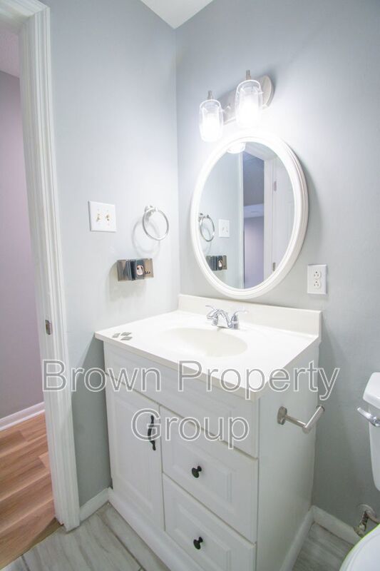 3 Bedroom 2 Bathroom-Modern Upgrades property image