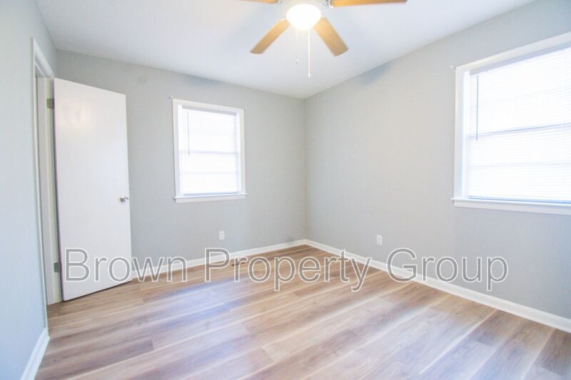 3 Bedroom 2 Bathroom-Modern Upgrades property image