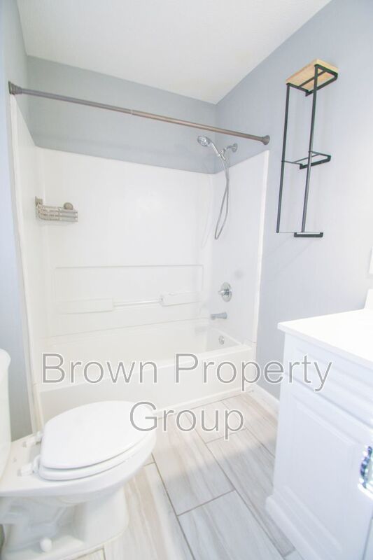 3 Bedroom 2 Bathroom-Modern Upgrades property image