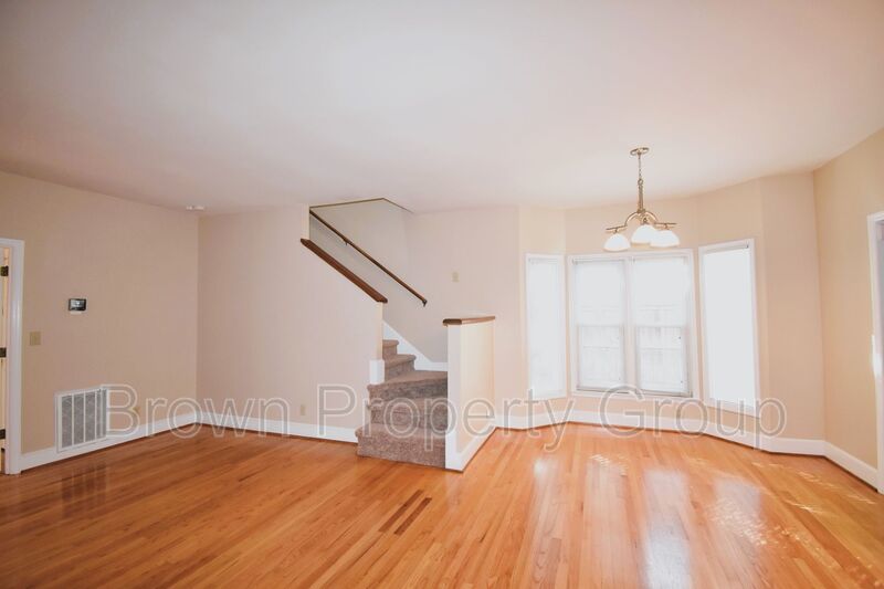 3 Bedroom 2 Bathroom Townhome- Pets Considered property image