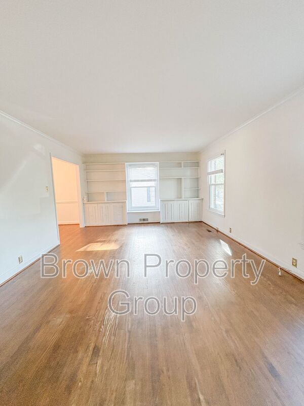 3 Bedroom 2 Bathroom with Detached Garage property image