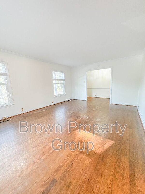 3 Bedroom 2 Bathroom with Detached Garage property image